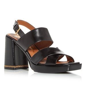 Tory Burch Ruby Leather Chain Slingback Block Heel
Sandals- Black & Gold Size 5